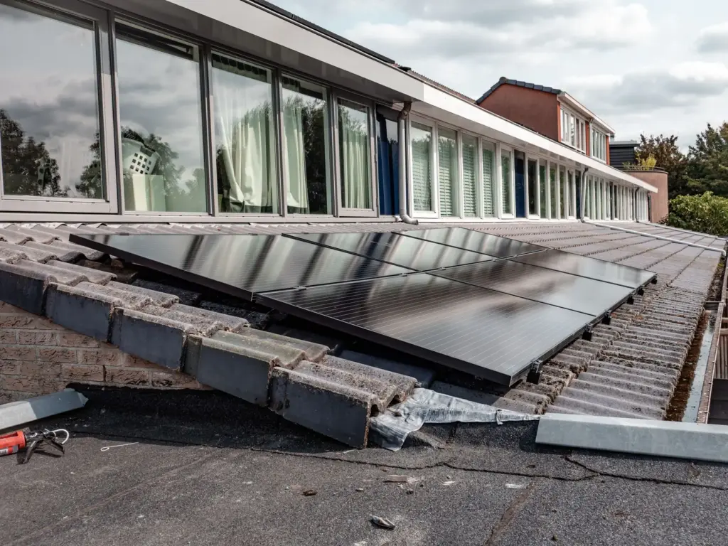zonnepanelen kopen bespaar geld en leef duurzamer